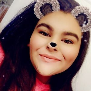 Meet your Posher, Antonia